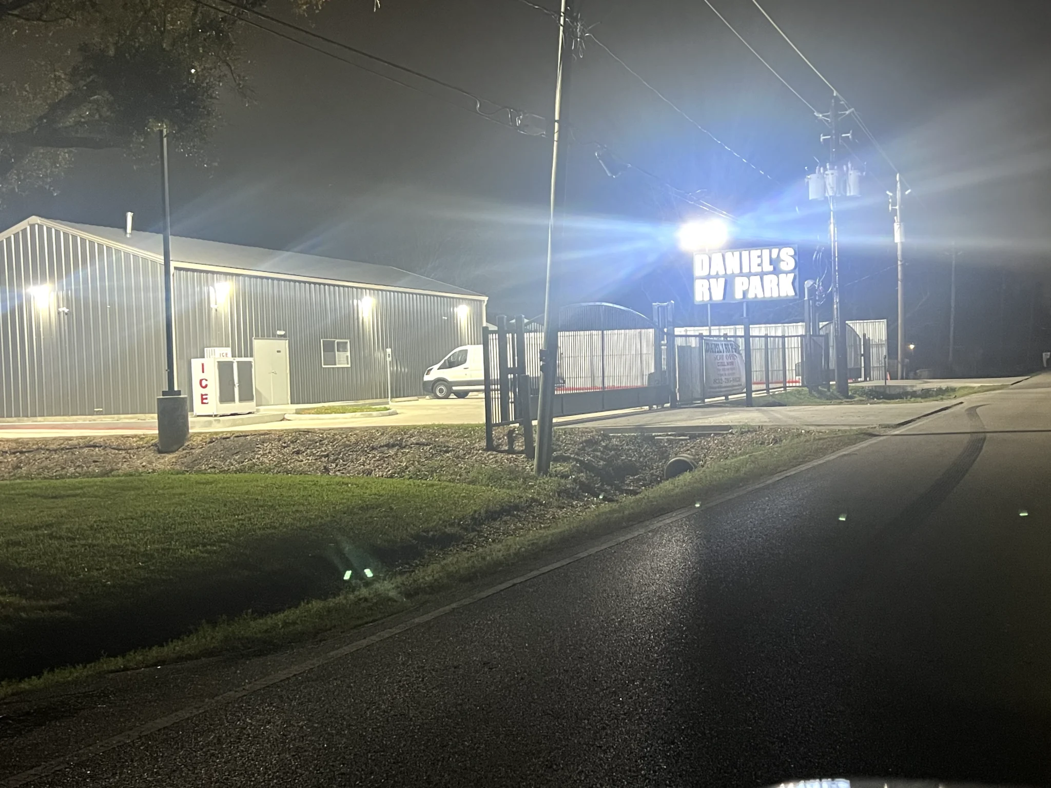 Daniel's RV Park RV park in Baytown, TX (photo 1)